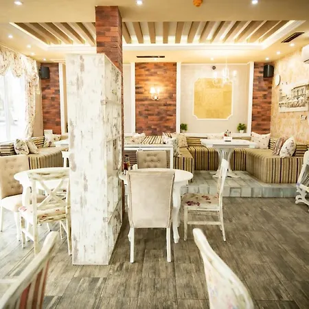 семеен прованс Hotell 3*