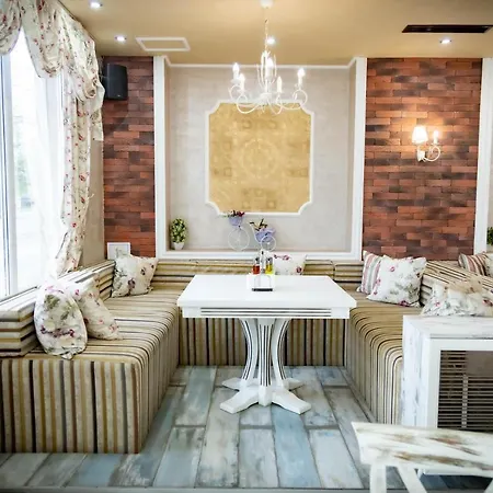 Hotell семеен прованс 3*