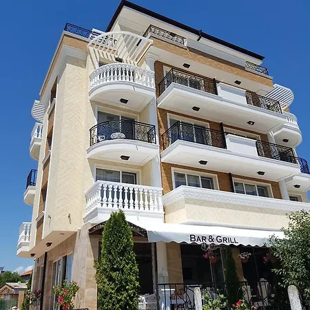 семеен прованс Hotel