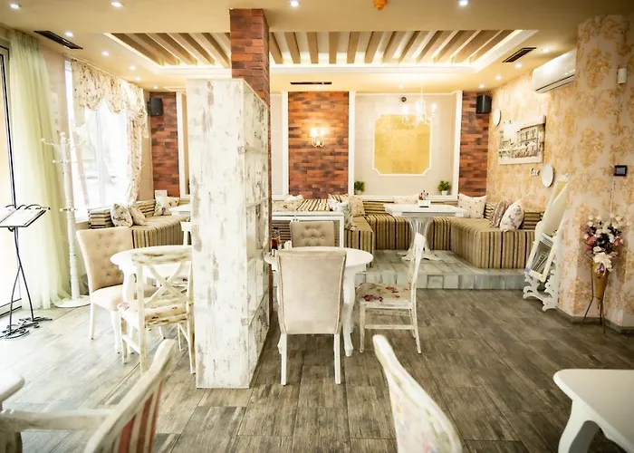 семеен прованс Hotel 3*