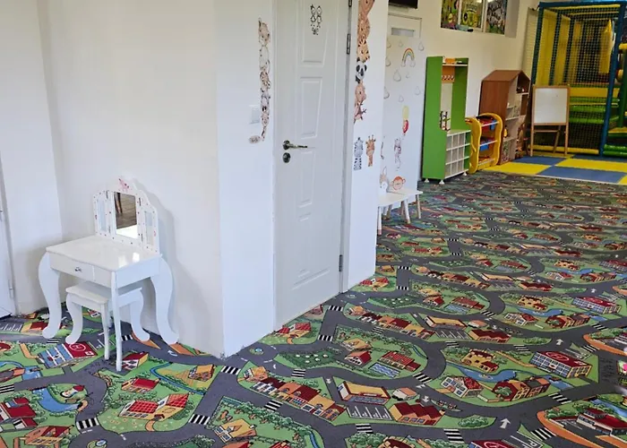 Hotel семеен прованс Aheloi