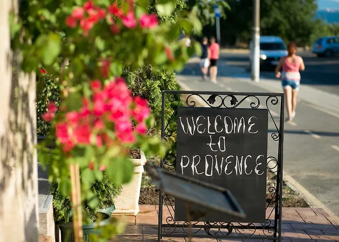 семеен прованс